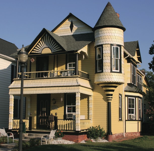 Candle Light Tours of the Victorian Nelms House