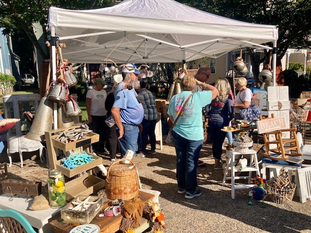 Downtown Autumn Vintage Market