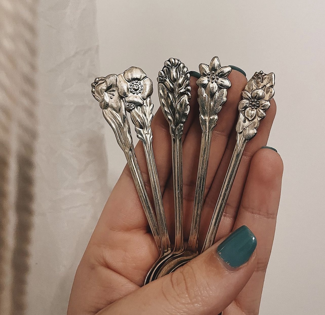 Wuby Wings Pop Up Custom Jewelry Event