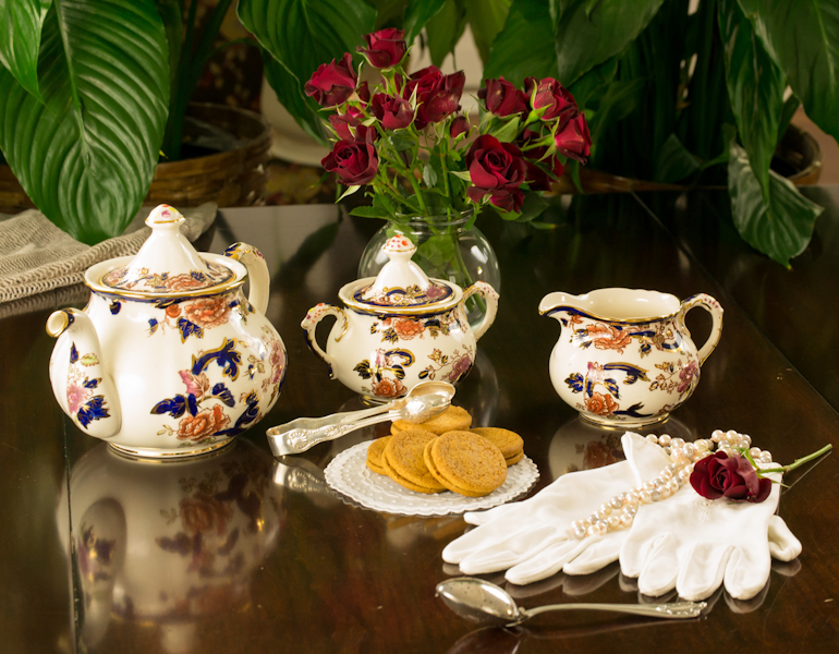 May Teas for Mothers Day at the Nelms House