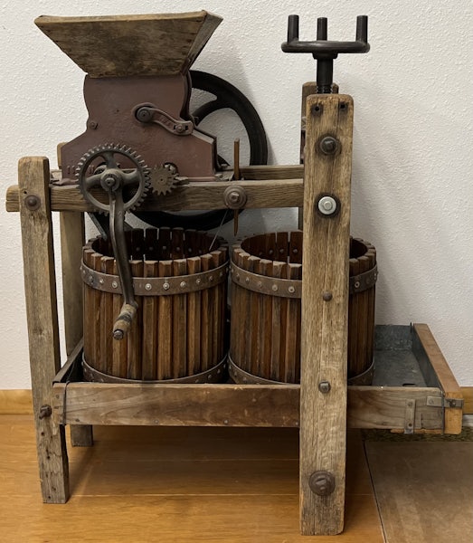 Virginias Main Squeeze A History of Cider