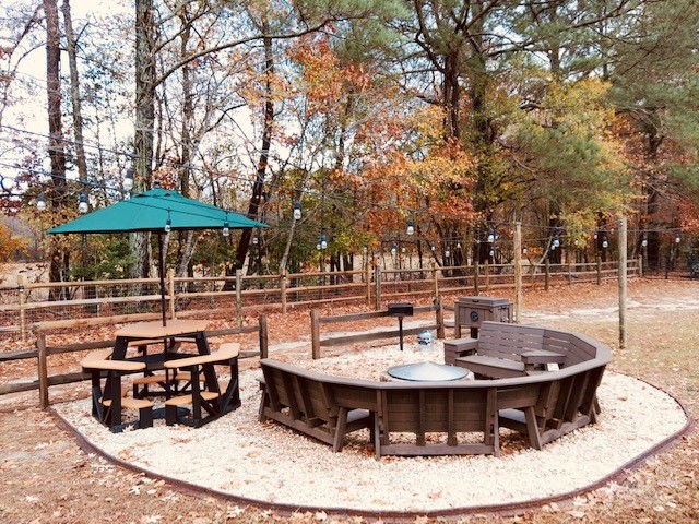Peaceful Cottage Retreat at Timberline Ranch
